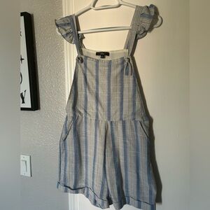 Lulu’s blue and white striped linen overalls